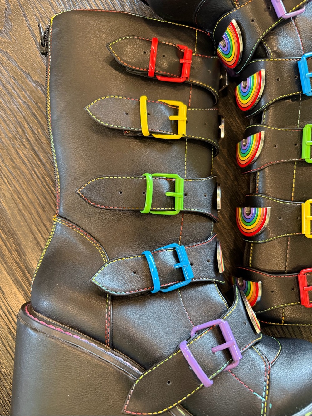 Black with rainbow heart , size 7 , platform, boots,  - Picture 2 of 13
